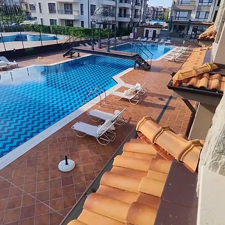 Beachfront Apartments, Burgas Beach 2 דירה